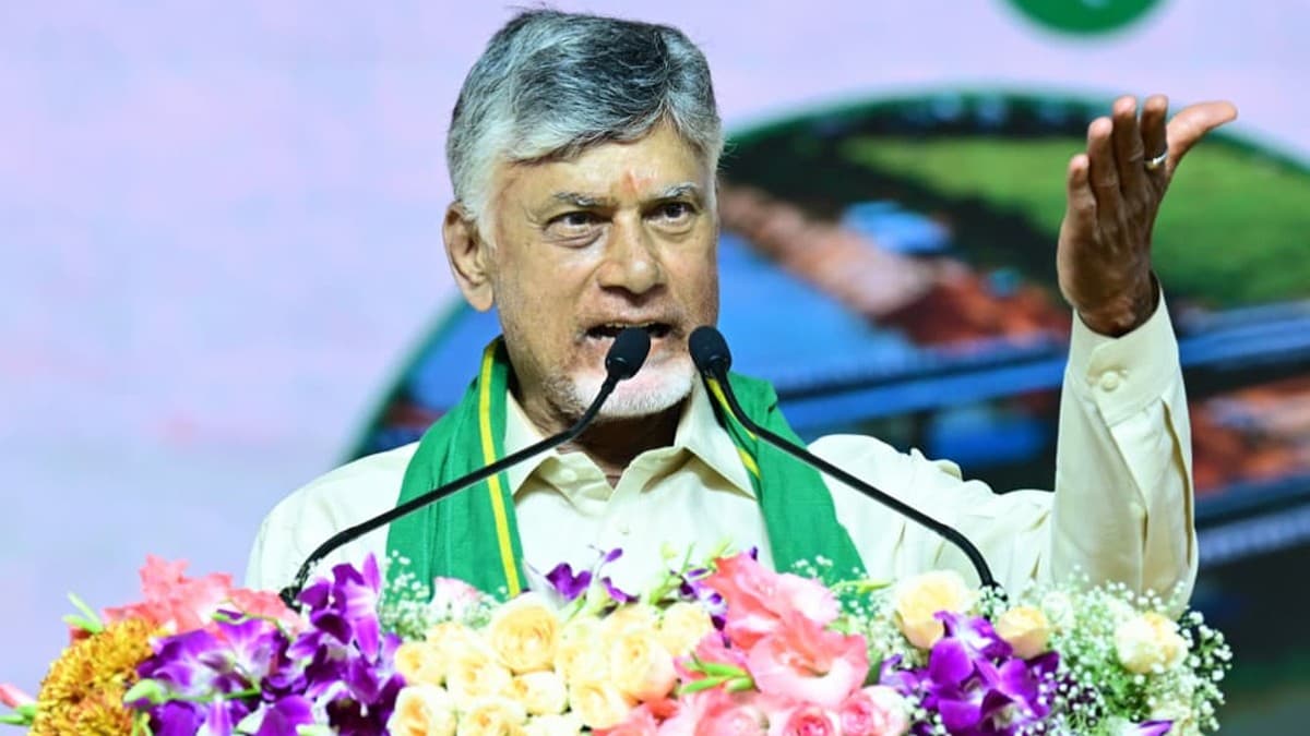 ఏం చేసినాక్రెడిట్ చోరీ చేసేస్తున్న జగన్ ..! రేపు ఇవన్నీ.. చంద్రబాబు జోస్యం